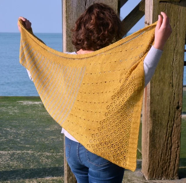 châle tricot Danio modèle de patron tricot sur Ravelry