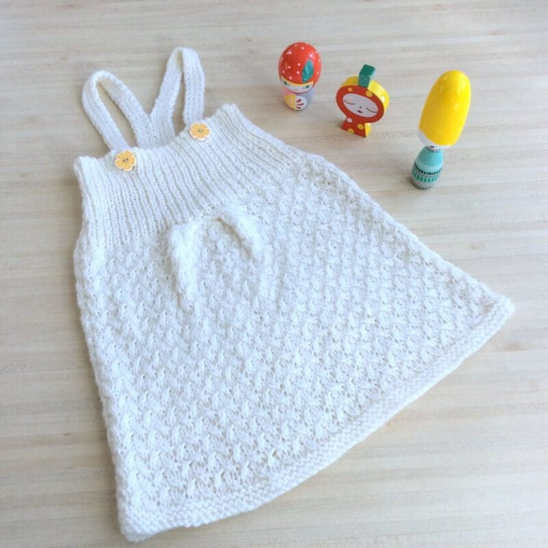 collection-petit-biscuit-la-robe-en-laine-pour-b-b-tricot