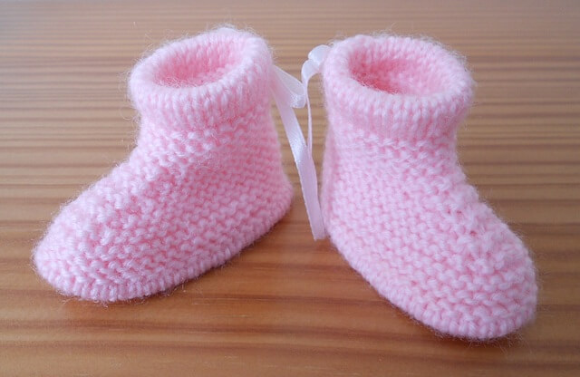 Tuto gratuit pour tricoter des chaussons bébé