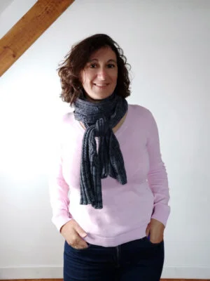 Une écharpe à tricoter unisexe