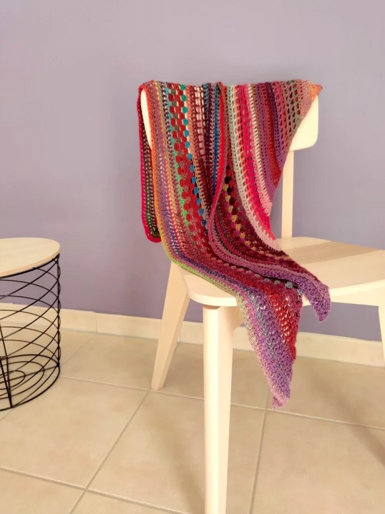 Florilège, un châle au crochet facile, tutoriel, patron d'Aglaé Laser