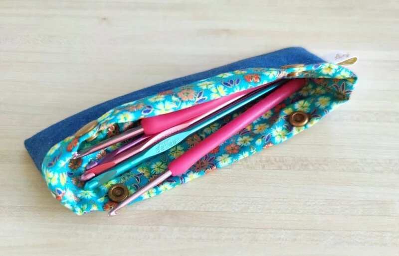 trousse pour quelques crochets
