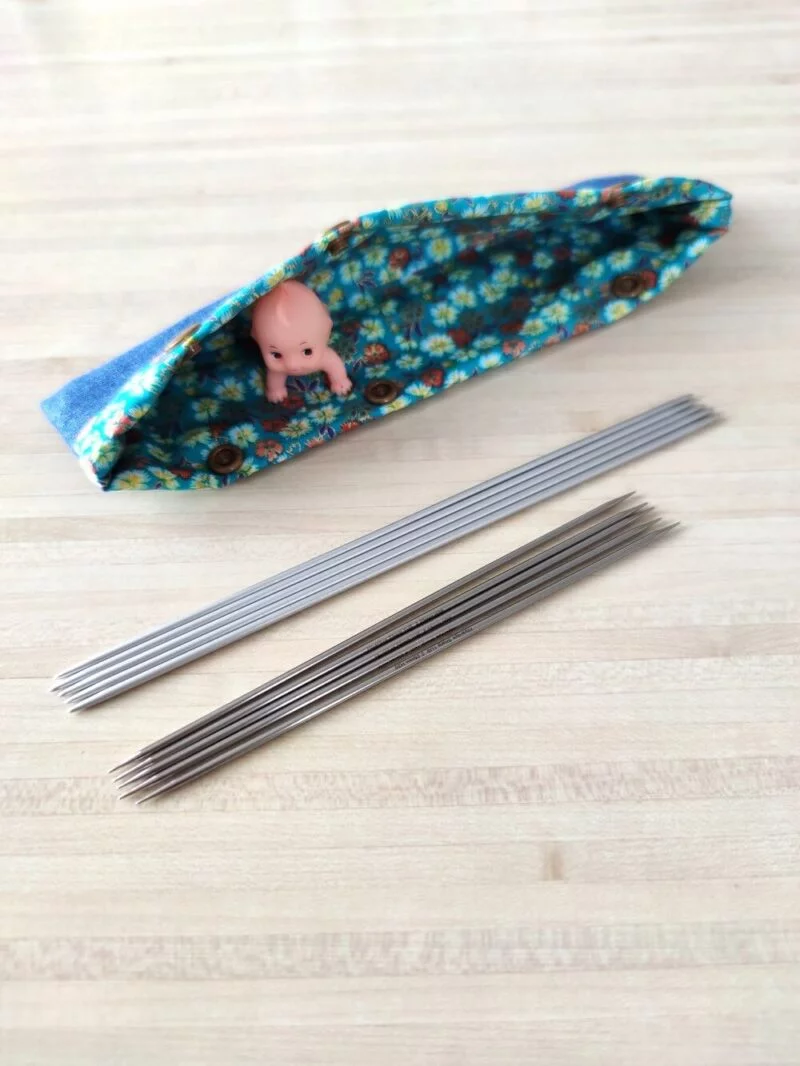étui pour aiguilles double pointe 20 cm