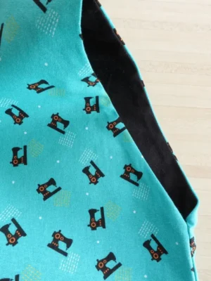 Sac nomade pour crocheter partout ! Glissez votre pelote dans ce joli sac et faites du crochet sans perdre votre pelote de laine