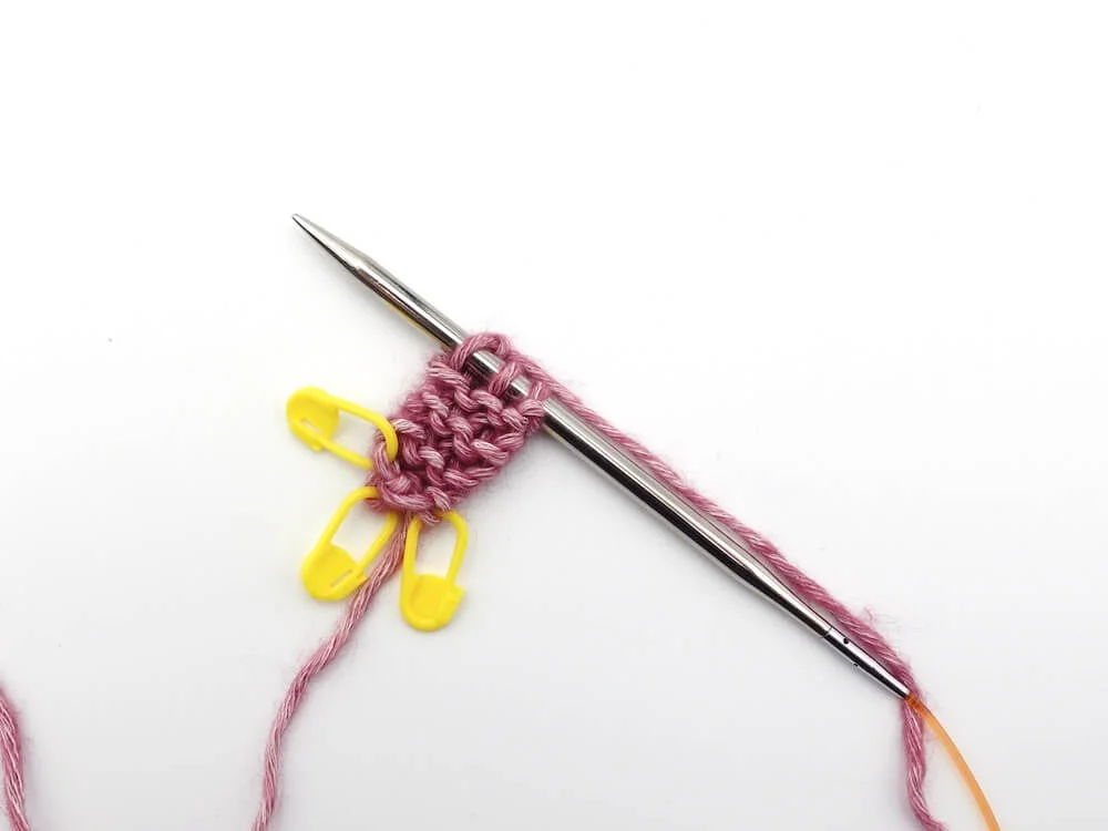 Tutoriel pour faire le début de châle avec le Garter Tab Cas On