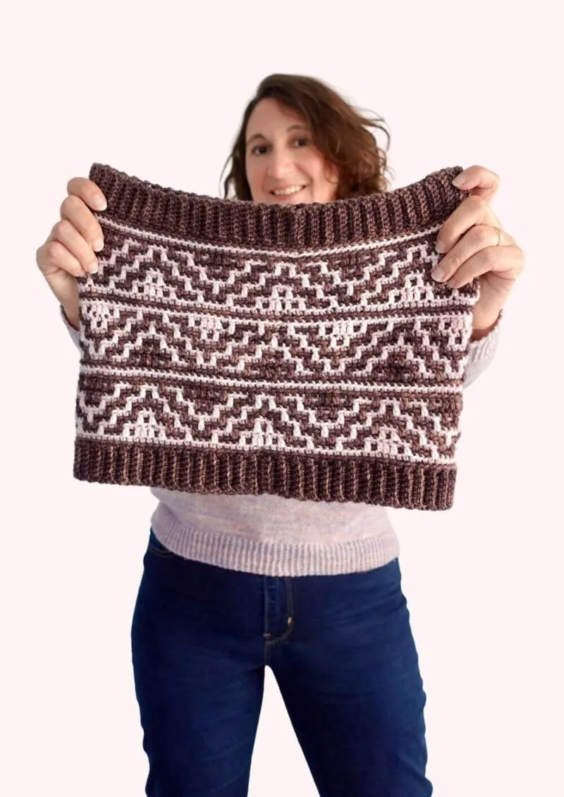 Pyramis - Patron pour crocheter ce col, avec la technique de la mosaïque