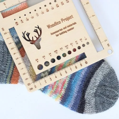 jauge pour les aiguilles à tricoter en bois, une idée sympa de cadeaux de Noël