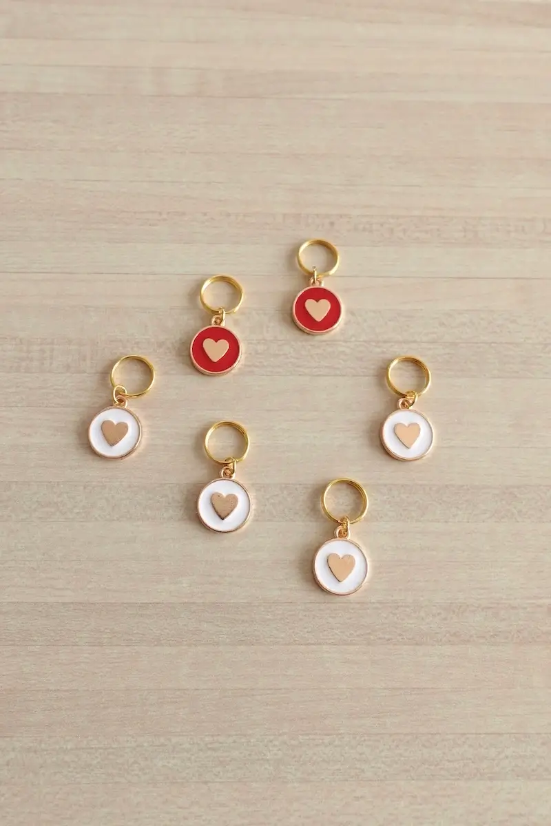 6 anneaux marqueurs pour tricoter avec amour, coeurs ronds blancs et rouges