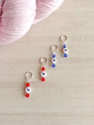 P pour Purl et K pour Knit, des anneaux marqueurs pense-bête pour un tricot plus simple