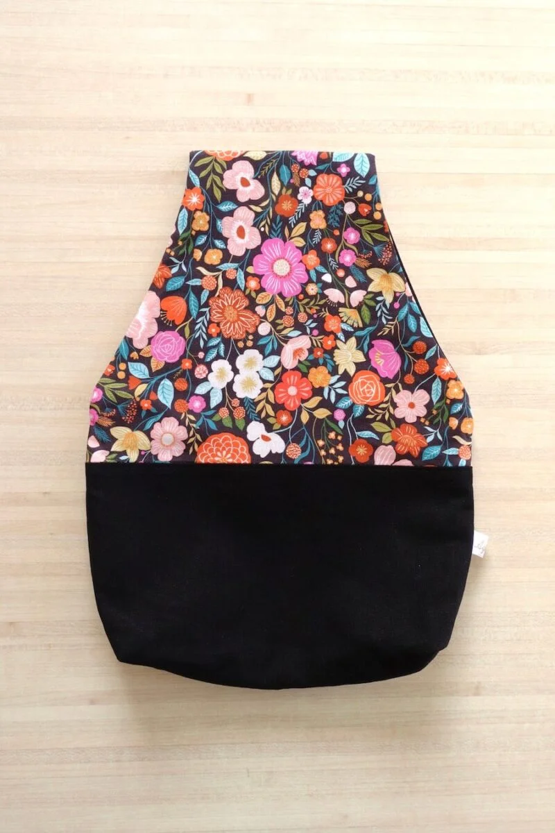 Mieux qu'un bol à laine, le sac nomade pour transporter son encours tricot ou crochet