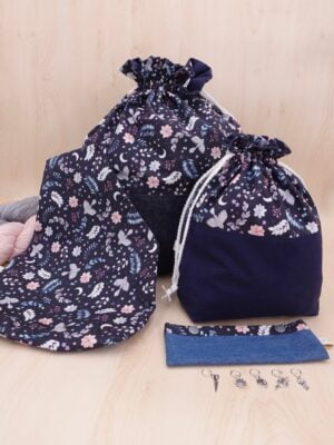 Ensemble tricot, bonne idée de cadeau pour une tricoteuse, avec sac à projets, sac nomade, marqueurs de maille et étui pour aiguilles à tricoter double-pointes