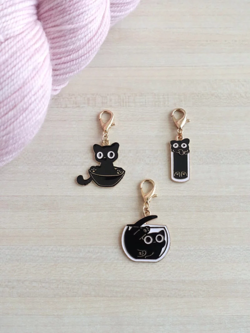 D'adorables chats amusants pour accompagner vos tricots, anneaux marqueurs amovibles