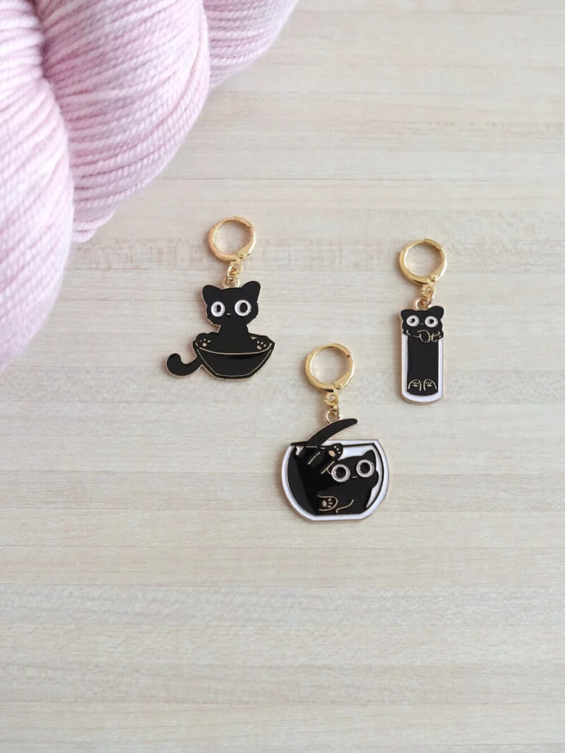 D'adorables chats amusants pour accompagner vos tricots, anneaux marqueurs amovibles