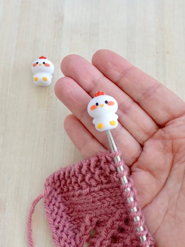 Embouts Petites Poules, stoppeurs de mailles pour protéger les pointes de vos aiguilles à tricoter, accessoires pour le tricot, idée de cadeau pour tricoteuses